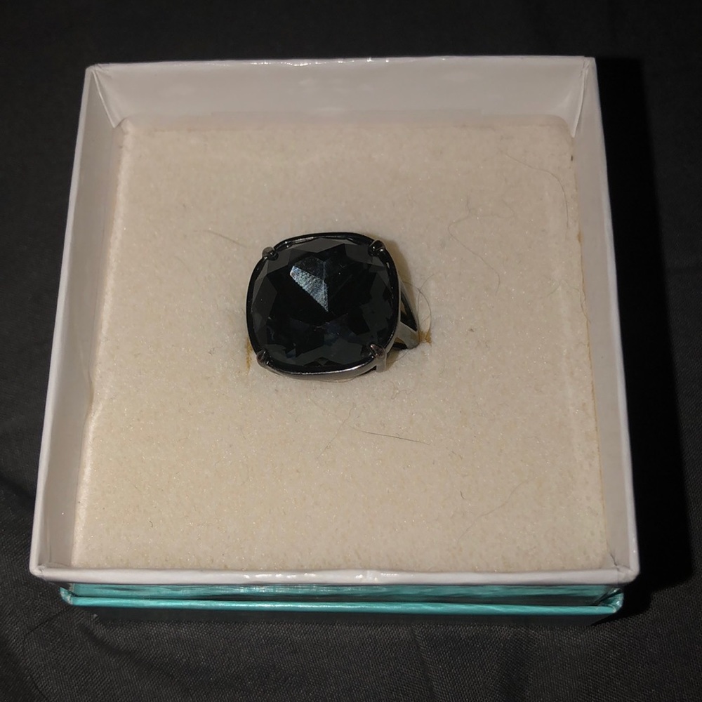 Premier Designs “Supreme” ring sz 8